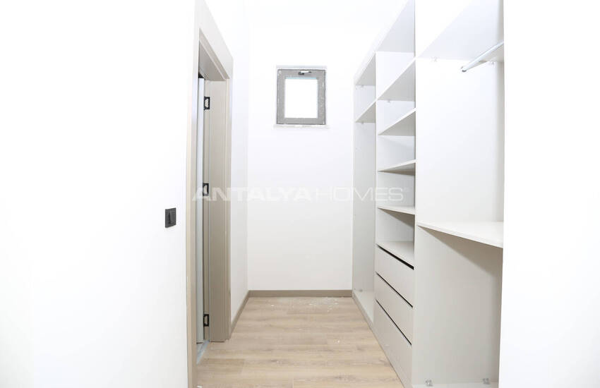 Detached House in an Exclusive Complex in Altıntaş 19