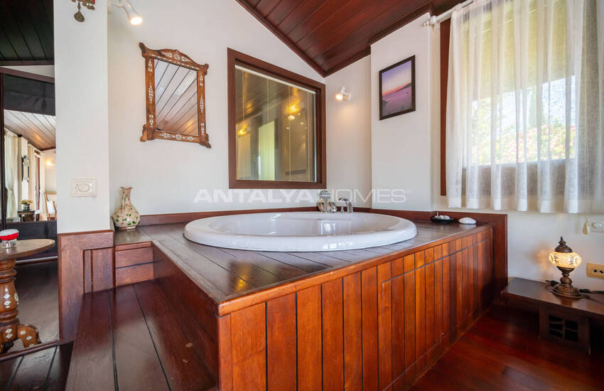 Beachfront House with Beach Access and Pool in Kalkan 60