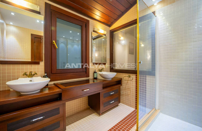 Beachfront House with Beach Access and Pool in Kalkan 61