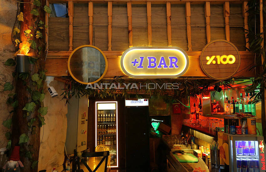 Bureau Commercial Dans Un Quartier Animé De Kaleiçi, Antalya 6