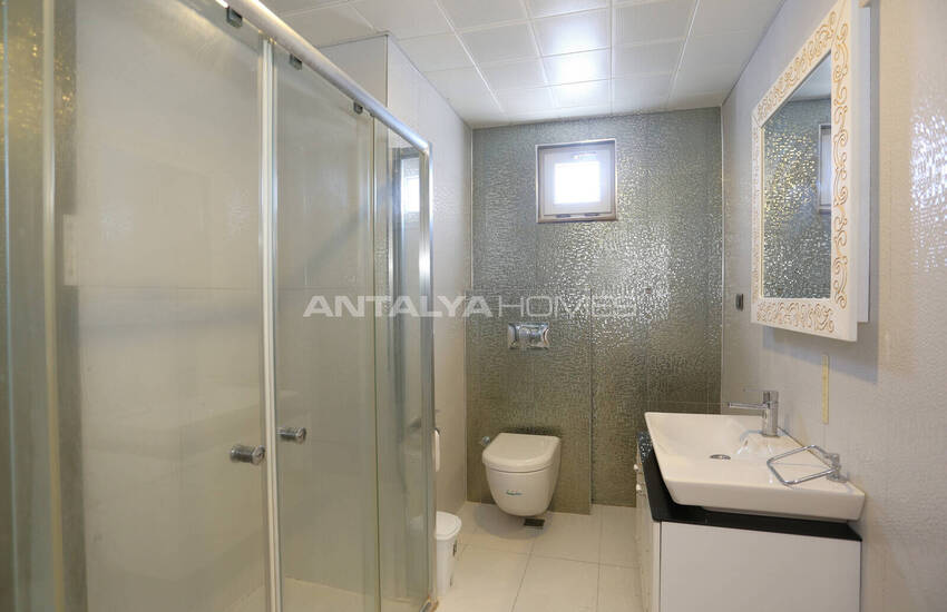Furnished Pool-view Flat in Antalya Konyaaltı 23