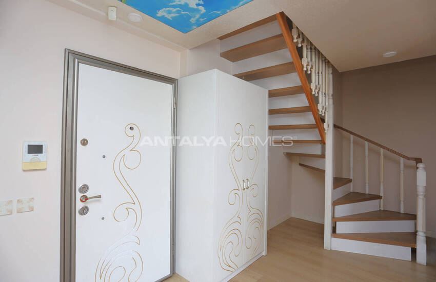 Furnished Pool-view Flat in Antalya Konyaaltı 18