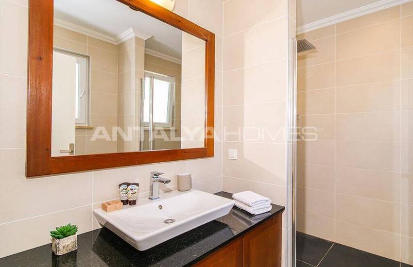 5-bedroom House with Infinity Pool in Antalya Kaş 21