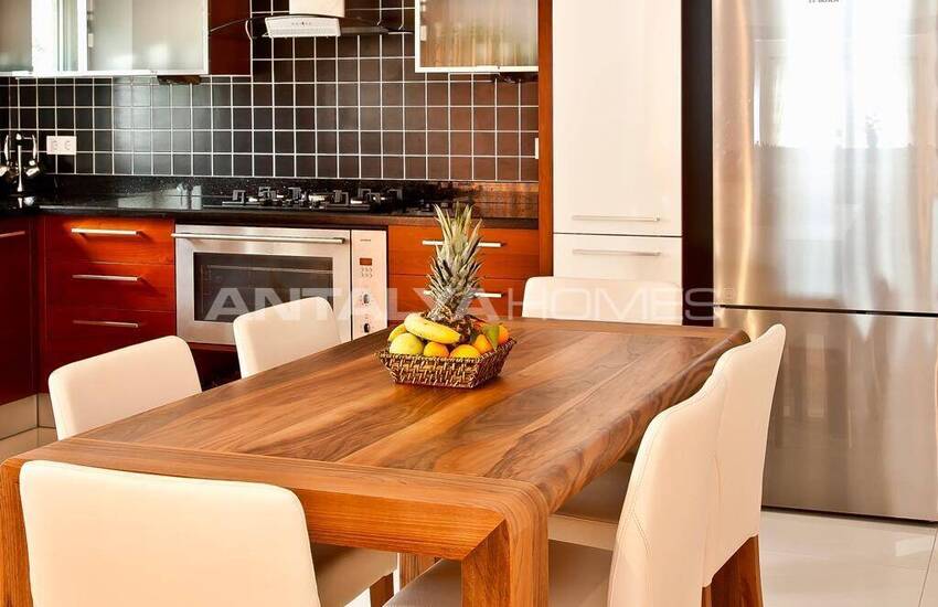 Kaş'ta Yatırım Potansiyeli Olan Deniz Manzaralı Gayrimenkul 15