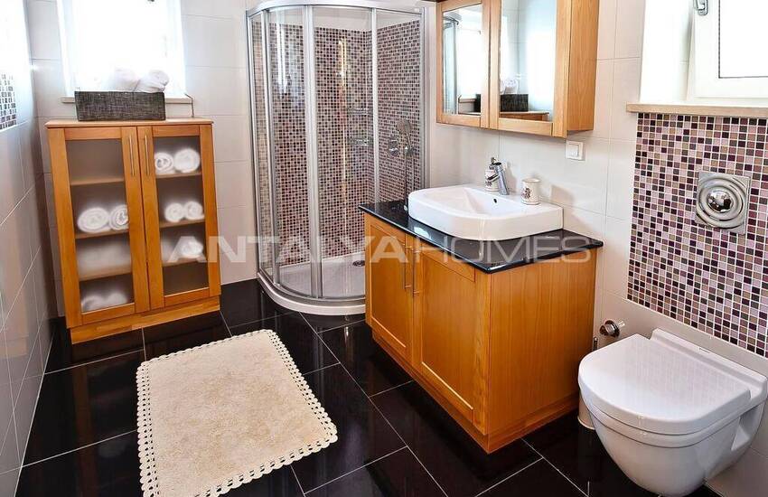 Kaş'ta Yatırım Potansiyeli Olan Deniz Manzaralı Gayrimenkul 19