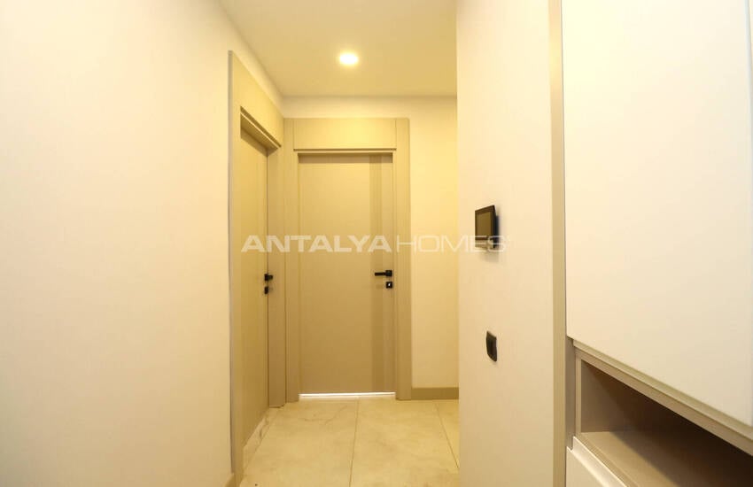 آپارتمان‌ها در مجتمعی با استخر نزدیک بیمارستان در آنتالیا 16