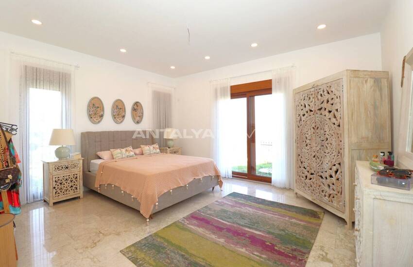 House with Pool Intertwined with Nature in Antalya Adrasan 30