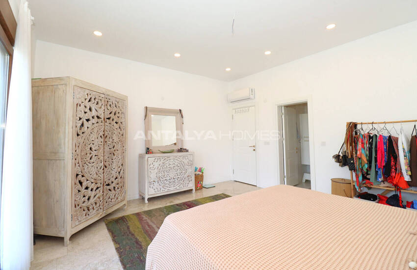 House with Pool Intertwined with Nature in Antalya Adrasan 31