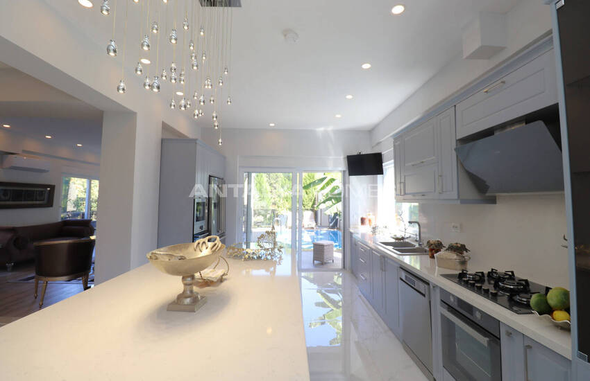 Élégante Maison Avec Piscine Privée À Antalya Yesilbayır 18