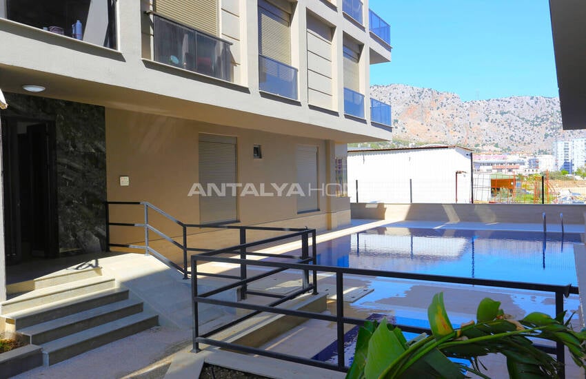 Appartement In Een Project Met Zwembad En Parkeerplaats In Konyaaltı 14