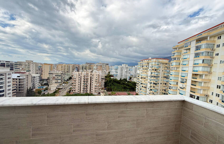 Alanya Mahmutlar'da Denize 550 M Mesafede Havuzlu Sitede Daireler 36