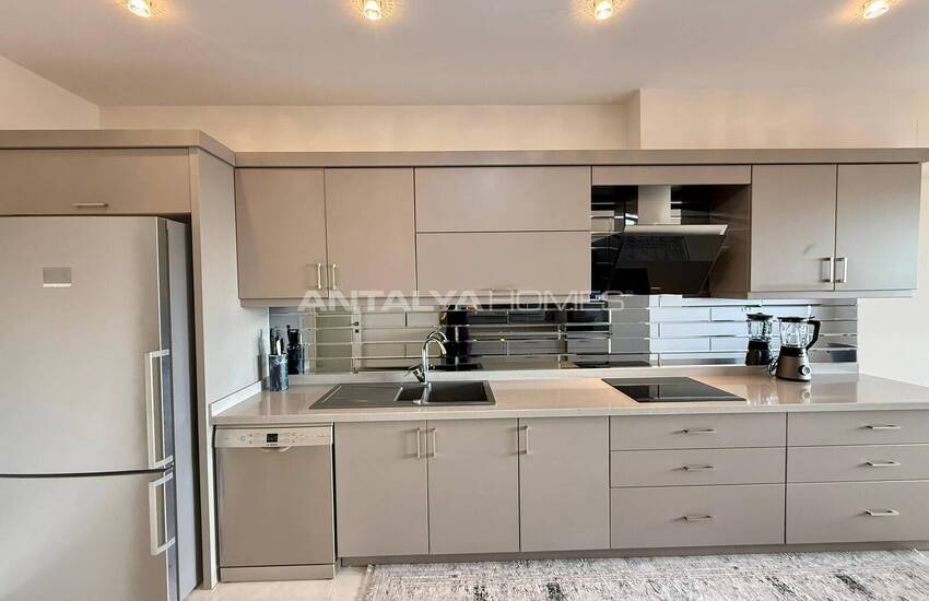 Alanya Mahmutlar'da Denize 550 M Mesafede Havuzlu Sitede Daireler 19