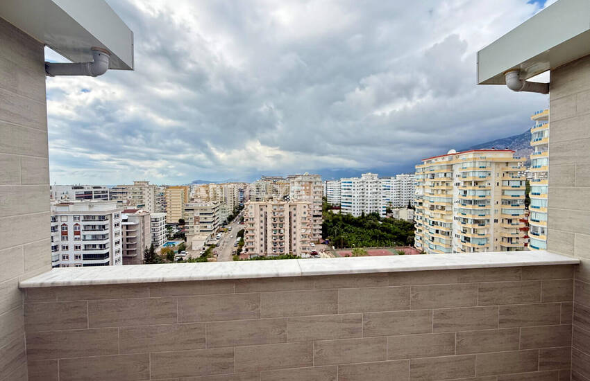 Alanya Mahmutlar'da Denize 550 M Mesafede Havuzlu Sitede Daireler 32