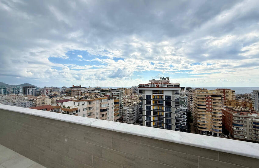 Alanya Mahmutlar'da Denize 550 M Mesafede Havuzlu Sitede Daireler 31