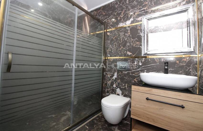 Antalya Belek'te Havuzlu Sitede 3 Odalı Şık Villa 43