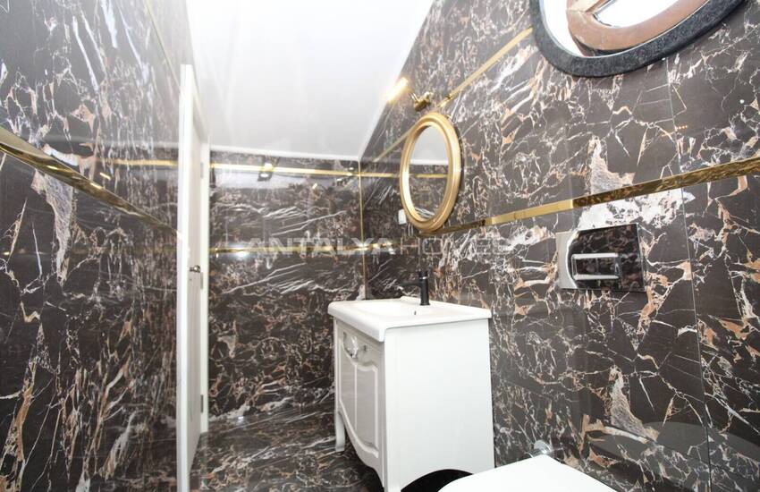 Antalya Belek'te Havuzlu Sitede 3 Odalı Şık Villa 39