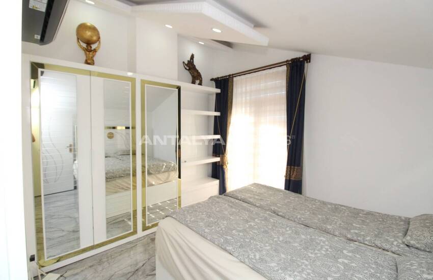 Antalya Belek'te Havuzlu Sitede 3 Odalı Şık Villa 37