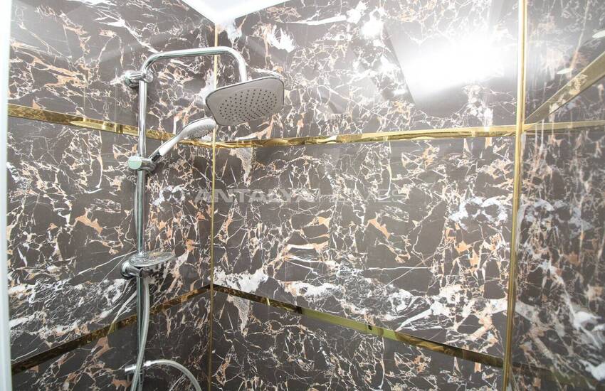 Antalya Belek'te Havuzlu Sitede 3 Odalı Şık Villa 38