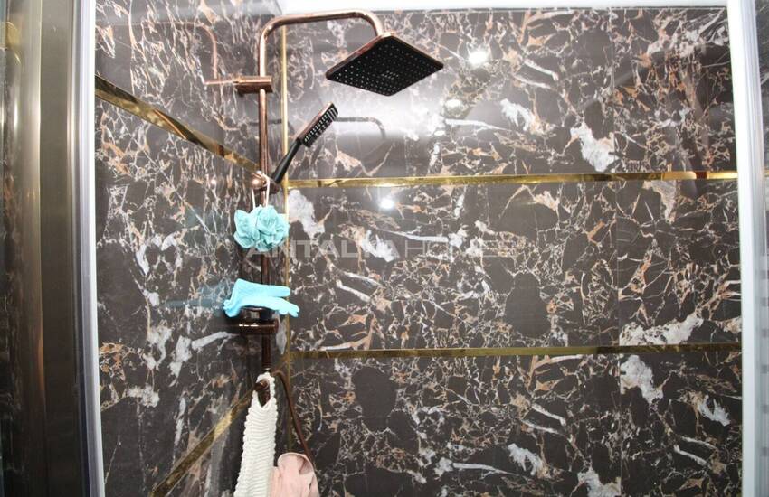 Antalya Belek'te Havuzlu Sitede 3 Odalı Şık Villa 40