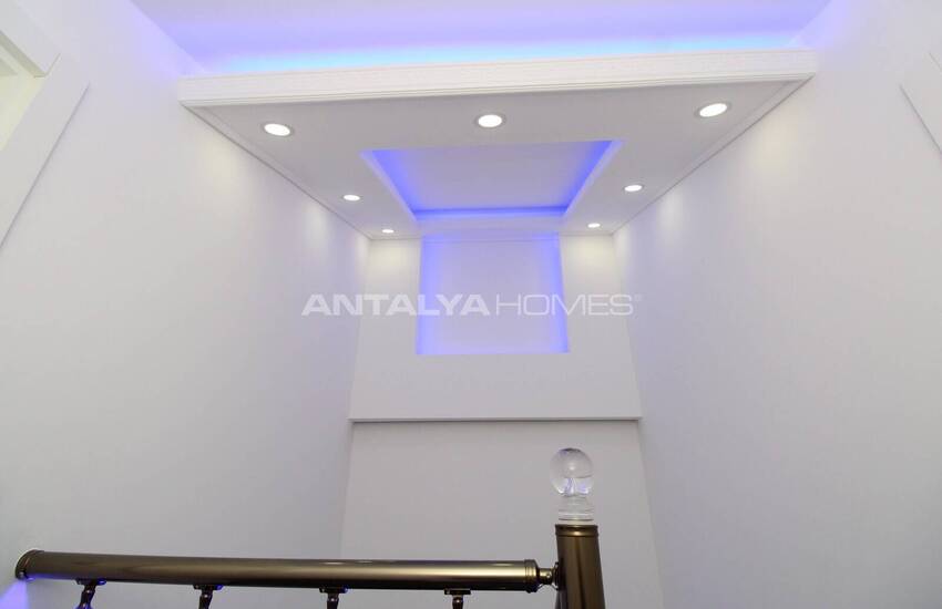 Antalya Belek'te Havuzlu Sitede 3 Odalı Şık Villa 49