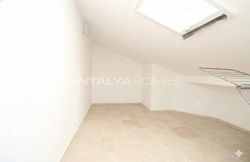 Antalya Belek'te Havuzlu Sitede 3 Odalı Şık Villa 47