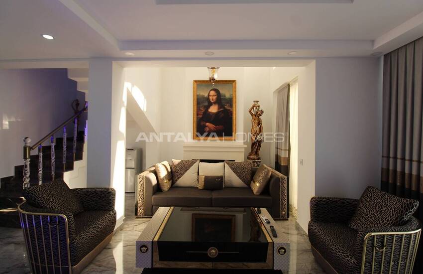 Antalya Belek'te Havuzlu Sitede 3 Odalı Şık Villa 22