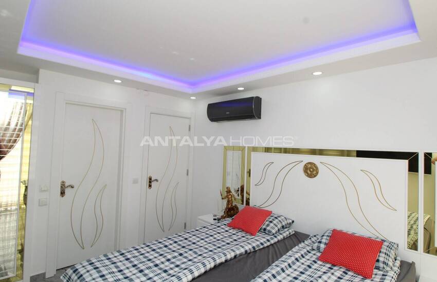 Antalya Belek'te Havuzlu Sitede 3 Odalı Şık Villa 31