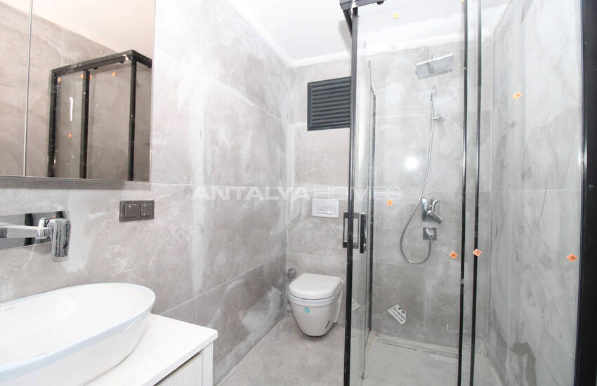 3-bedroom Flats Near Lara Beach in Antalya 32