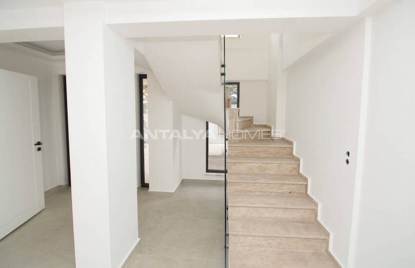 Villa Met 5 Slaapkamers, Zwembad En Tuin In Belek Antalya 8