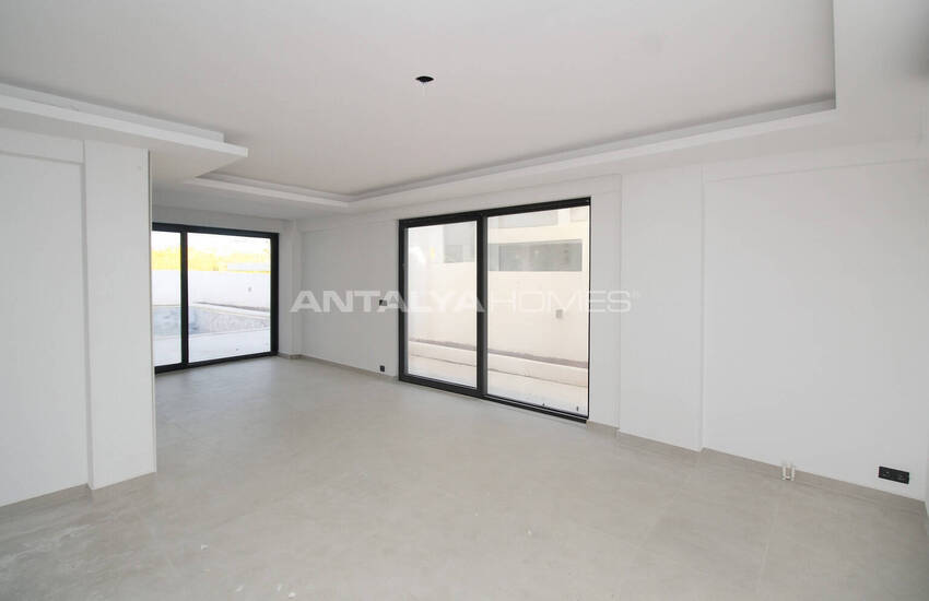 Villa Met 5 Slaapkamers, Zwembad En Tuin In Belek Antalya 6