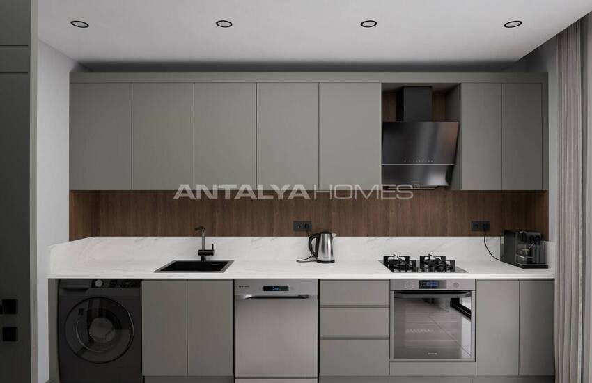 Antalya Muratpaşa'da Anayola ve Denize Yakın Sitede Daireler 6