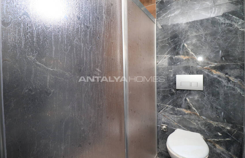 Antalya'da Ulaşım ve Olanaklara Yakın Daire 17