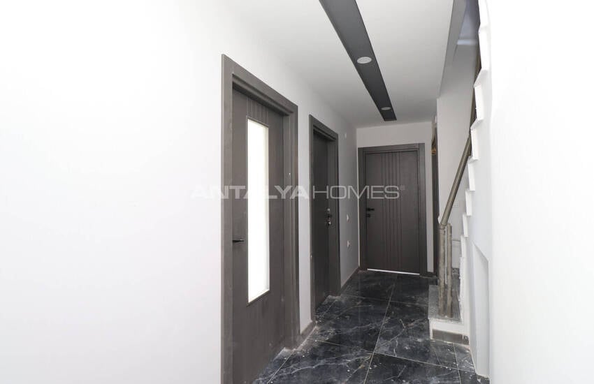 Antalya'da Ulaşım ve Olanaklara Yakın Daire 20