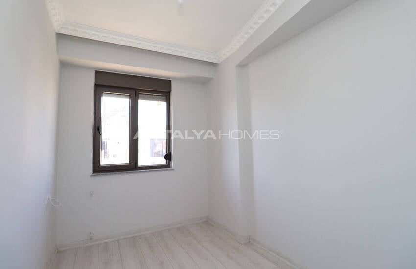 Antalya'da Ulaşım ve Olanaklara Yakın Daire 11