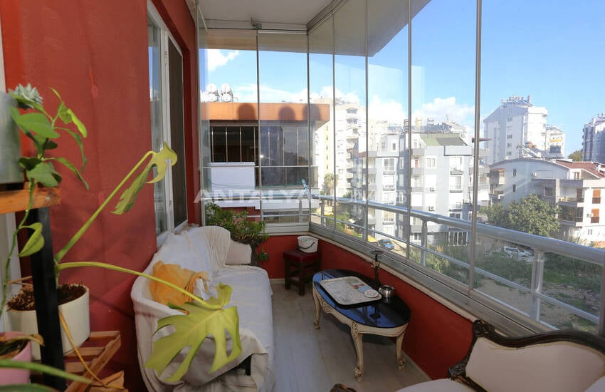 آپارتمان ۳ خوابه برای فروش در آنتالیا موراتپاشا 22