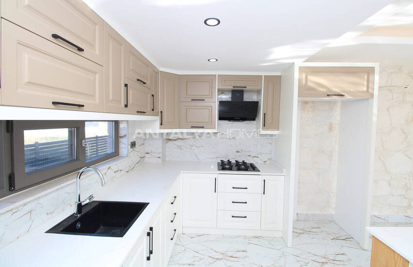 Двухквартирный дом с 4 спальнями, бассейном и садом в Белеке 19