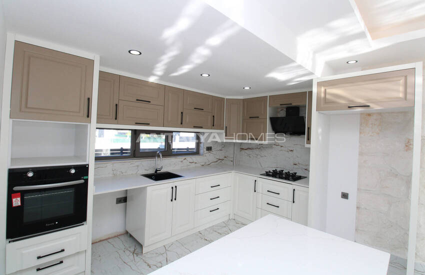 Полудом с 4 спальнями, бассейном и садом в Белеке 17