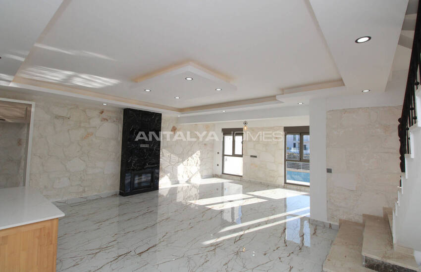 Полудом с 4 спальнями, бассейном и садом в Белеке 10