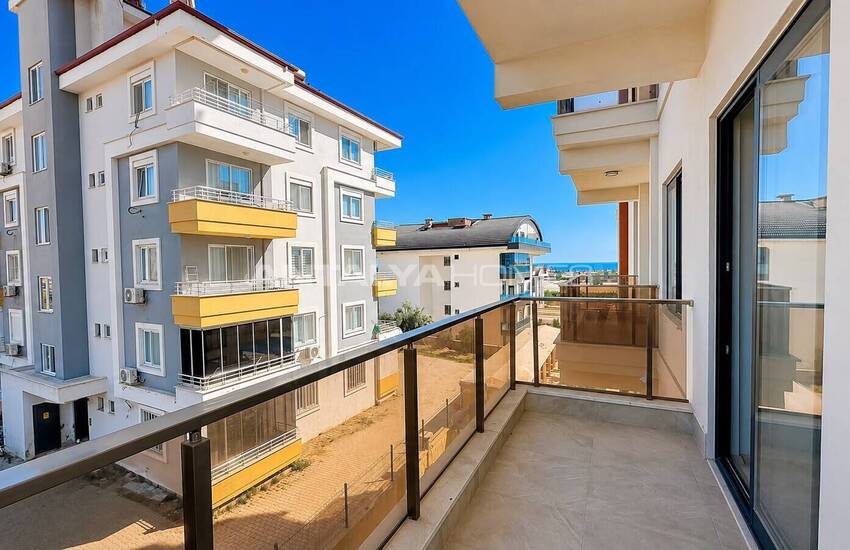 Alanya Payallar'da Denize 700 M Mesafede Şık Daireler 12