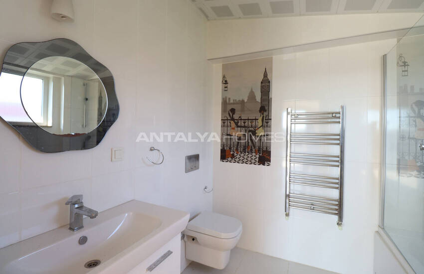 Detached House with Forest Views in Antalya Kepez 26