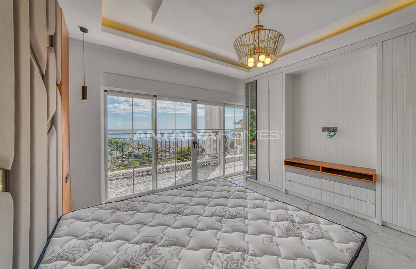 5-bedroom Triplex House with Pool in Alanya Antalya 30