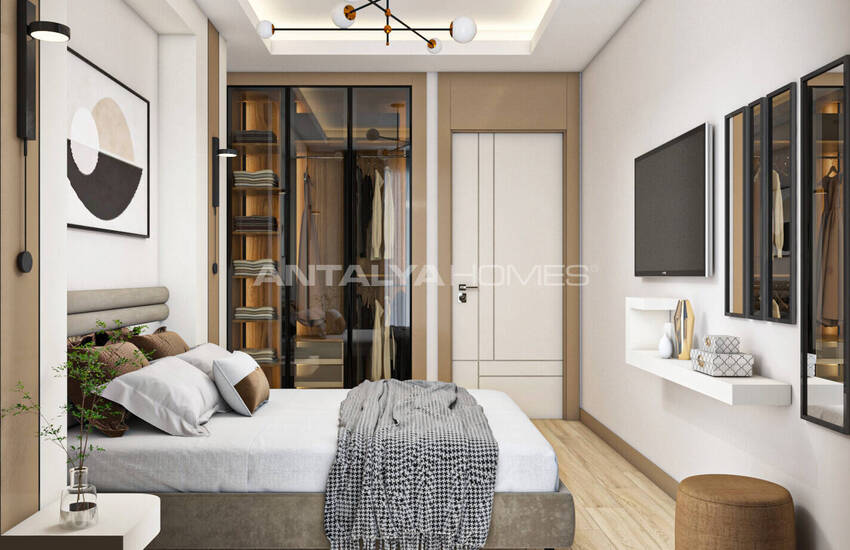 Antalya Muratpaşa'da Olanaklara Yakın Havuzlu Sitede Şık Daireler 12