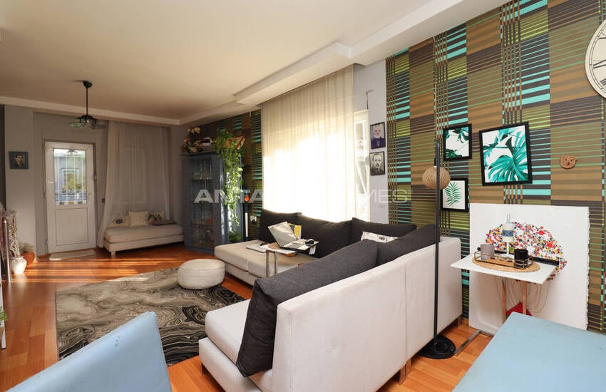 Appartement Duplex Inversé De 3 Chambres À 500 M De La Mer À Konyaaltı 9