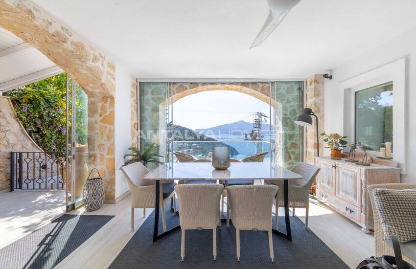 Modernes 4-zimmer-haus Mit Panoramablick Auf Das Meer In Kalkan 24