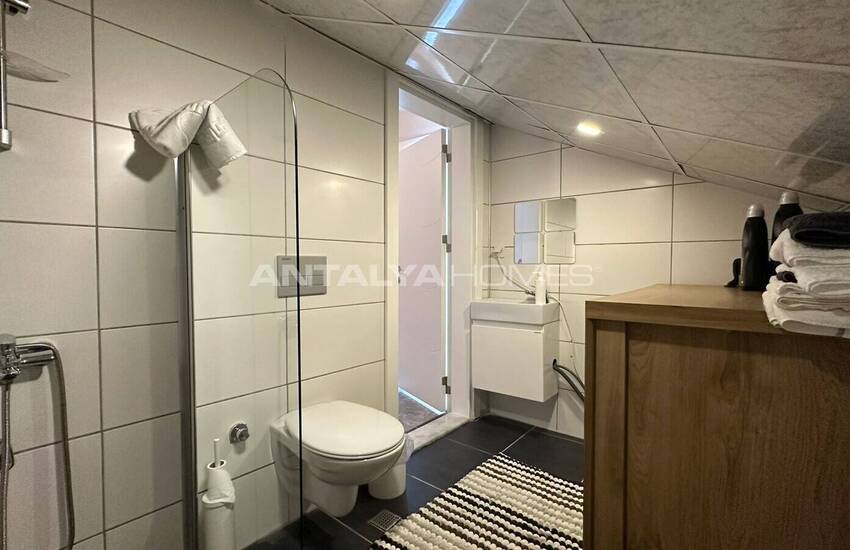 شقة دوبلكس من 3 غرف نوم مع تراس بالقرب من الشاطئ في كونيالتي 23