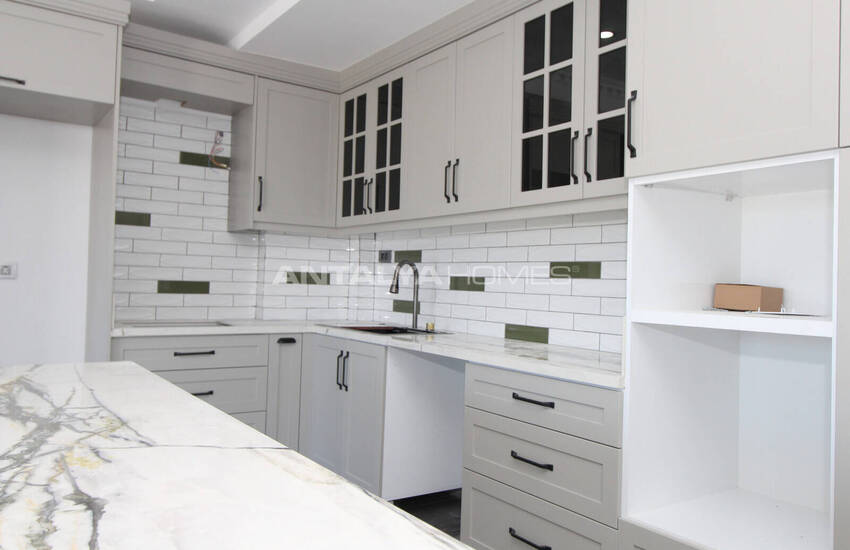 Отдельно стоящий дом с каменной облицовкой в Белеке, Анталья 17