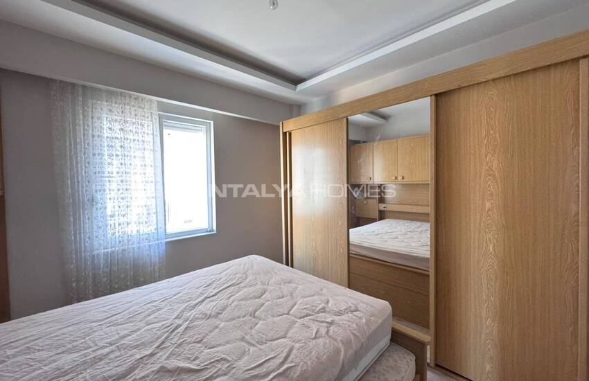 1-bedroom Flat Near Daily Amenities in Antalya Muratpaşa 13