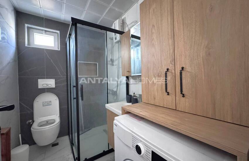 1-bedroom Flat Near Daily Amenities in Antalya Muratpaşa 15