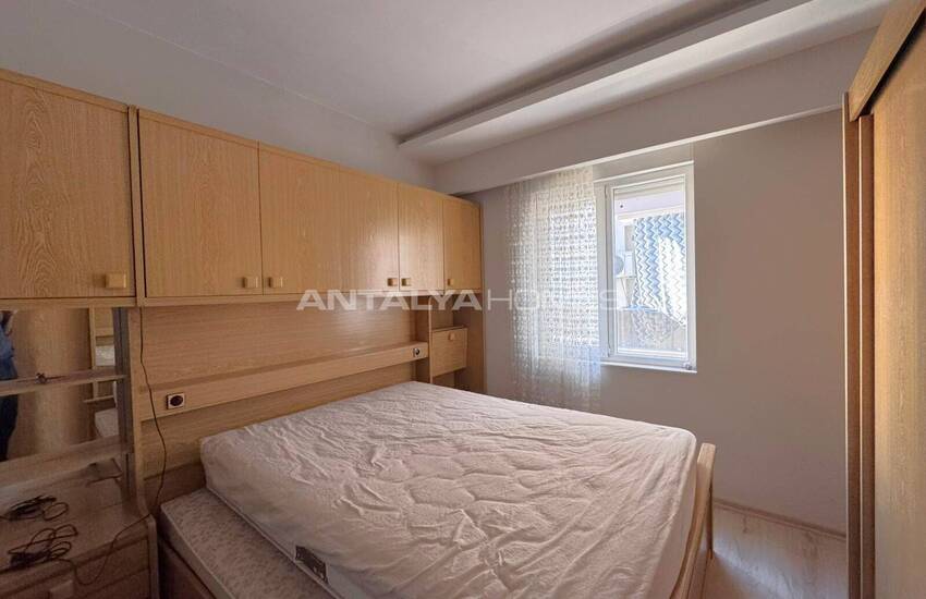 1-bedroom Flat Near Daily Amenities in Antalya Muratpaşa 12
