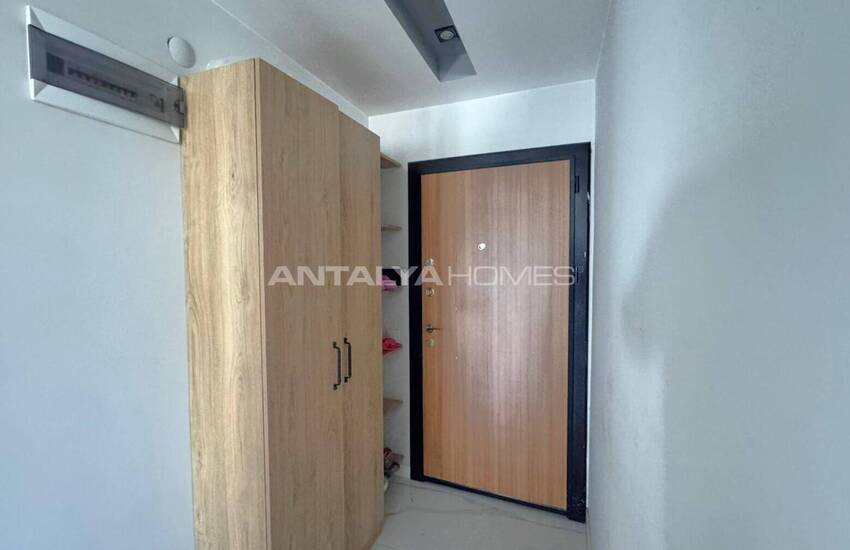 1-bedroom Flat Near Daily Amenities in Antalya Muratpaşa 14